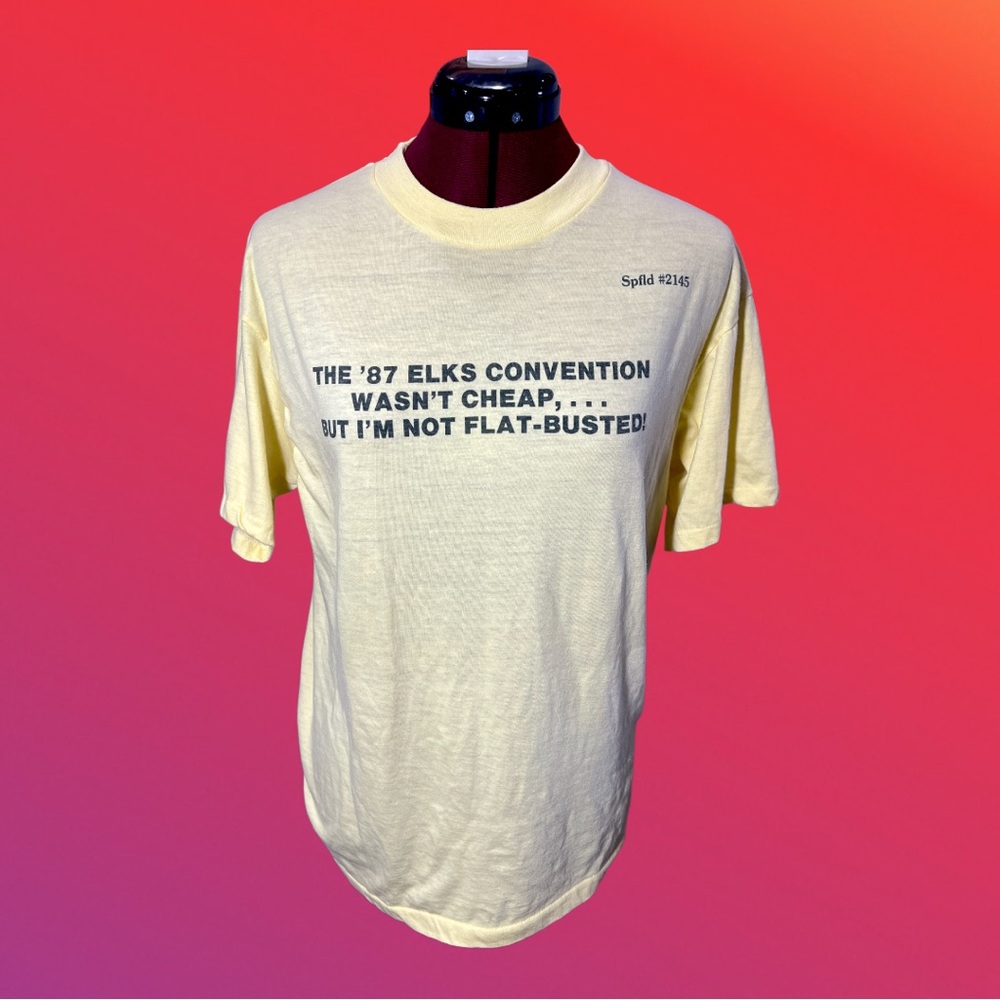 VTG 1987 Xpress Knits Yellow Short Sleeve Funny Elks Convention Tee Sz L (38-40)